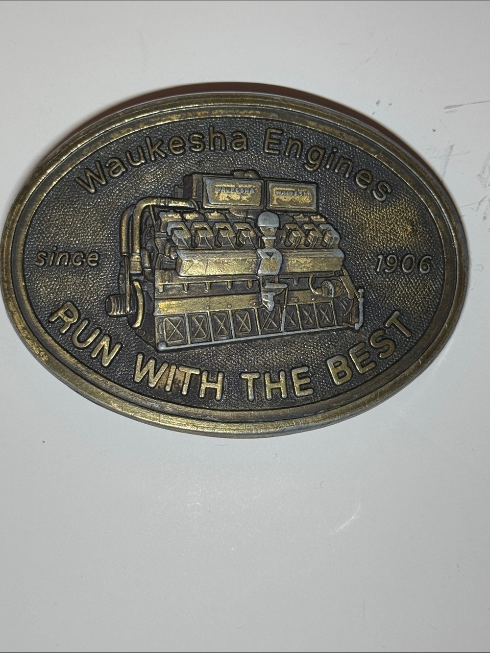 Brass-Tone Oval - Run With The Best- alloy belt buckle
